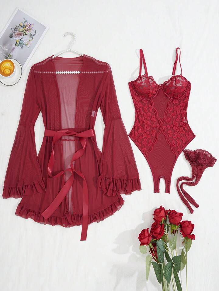 Ensemble 5 pièces avec body fendu et accessoires
